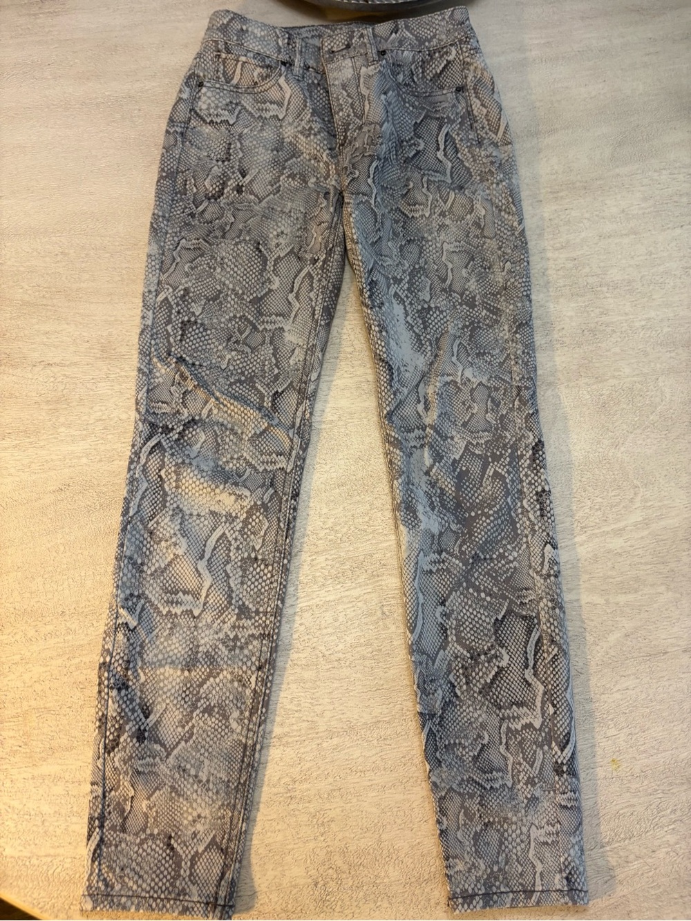 White House Black Market Gray Snake-Print Cropped Jeans